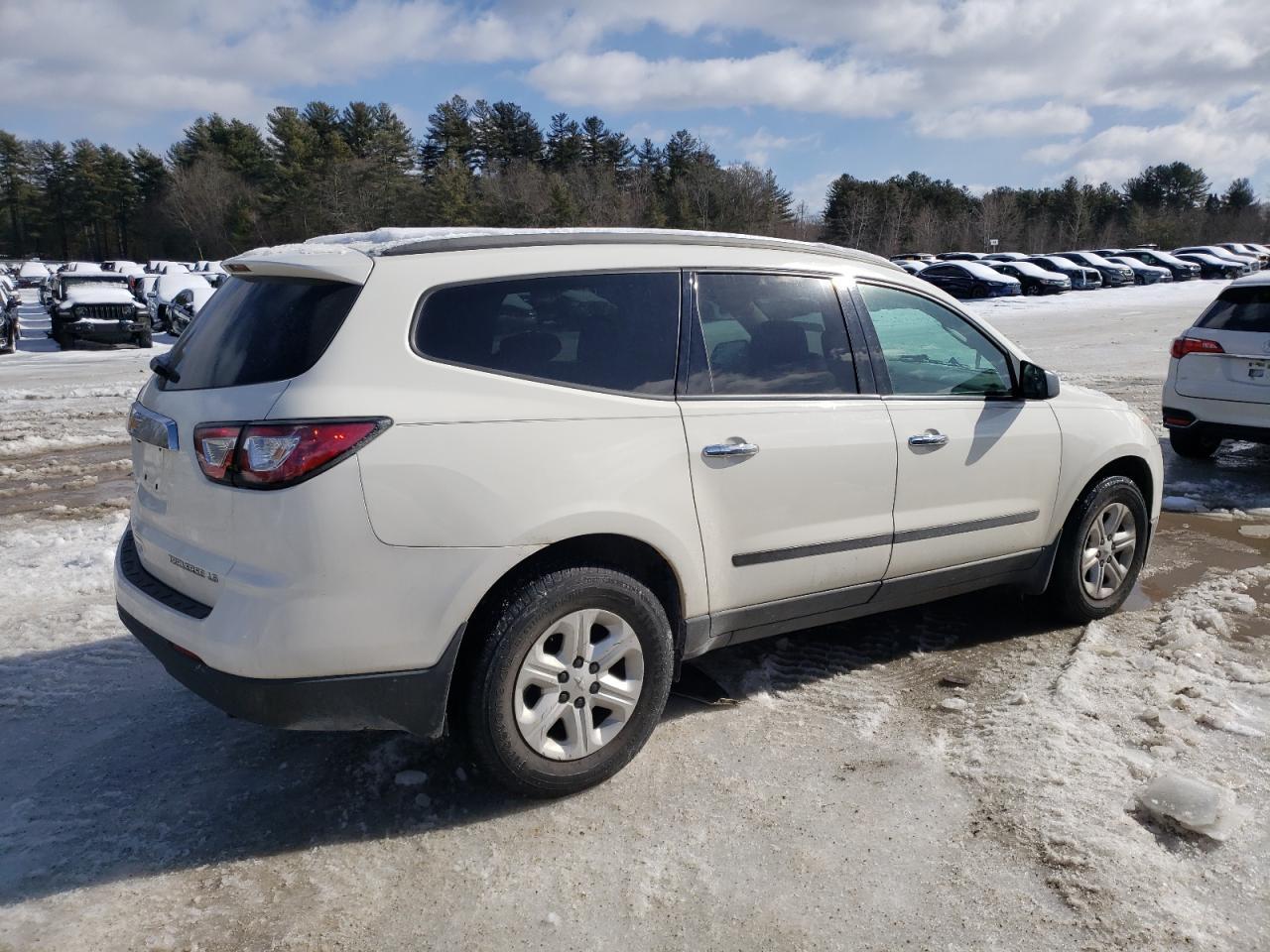 2014 CHEVROLET TRAVERSE L - Image 3