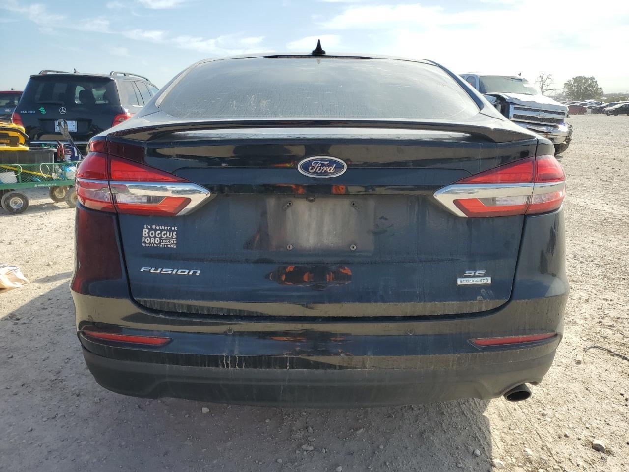 2020 FORD FUSION SE - Image 6