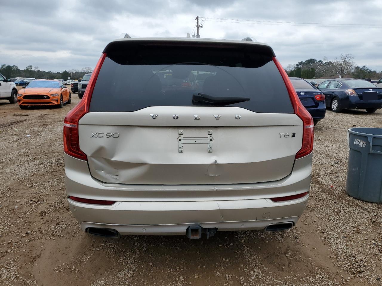 2016 VOLVO XC90 T6 - Фото 6