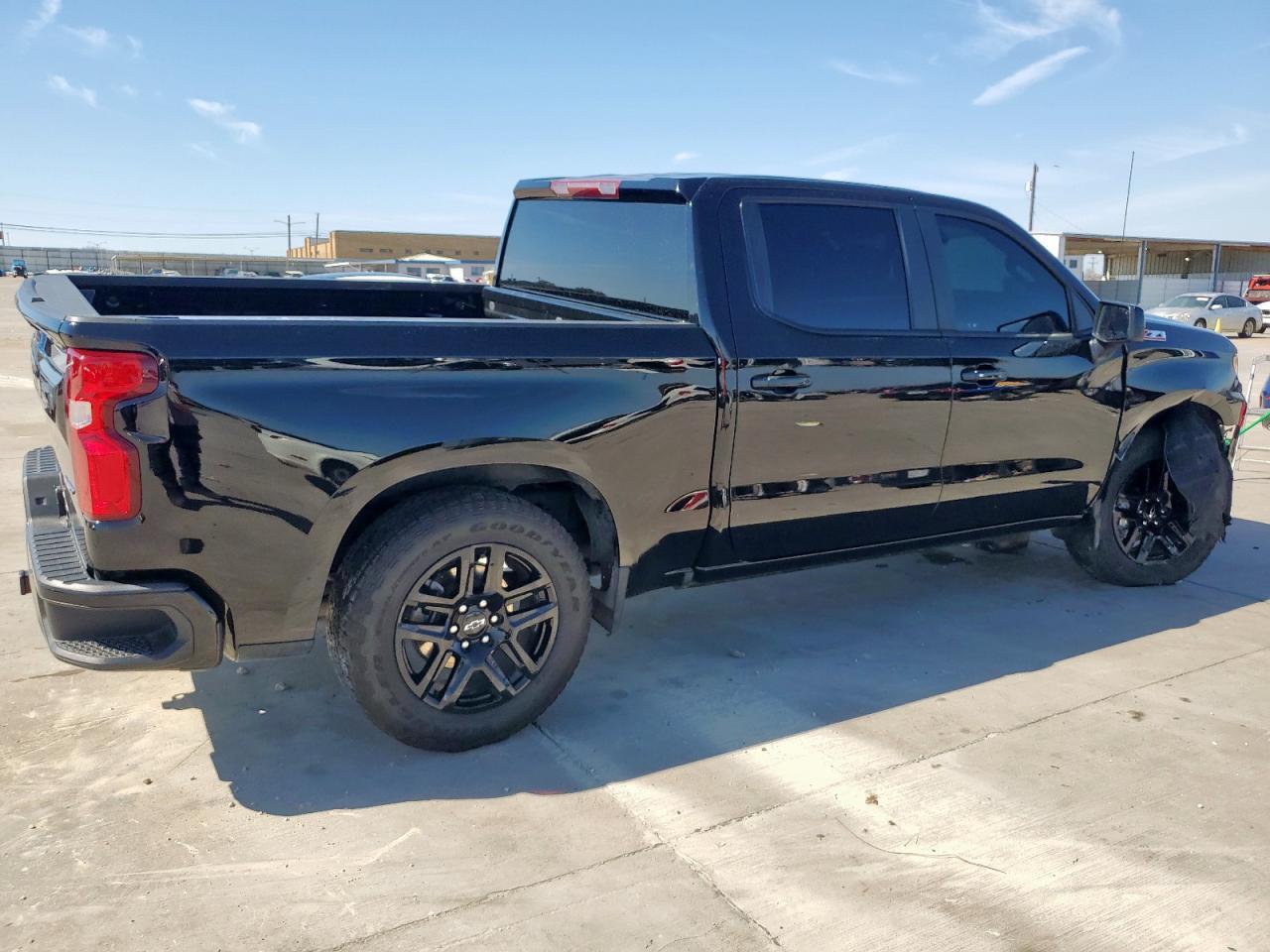 2023 CHEVROLET SILVERADO - Фото 3