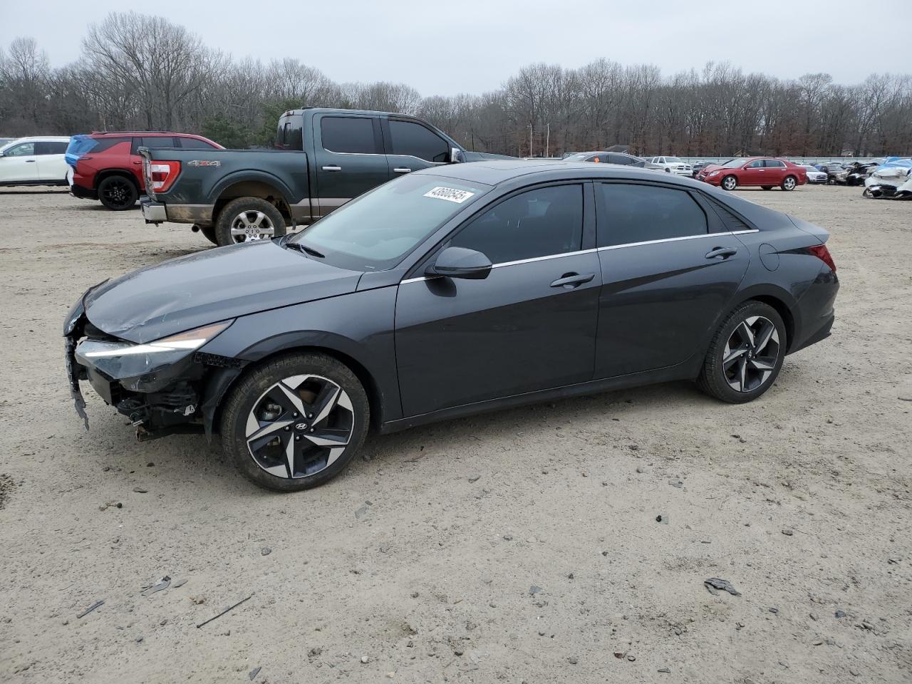 2022 HYUNDAI ELANTRA SE
