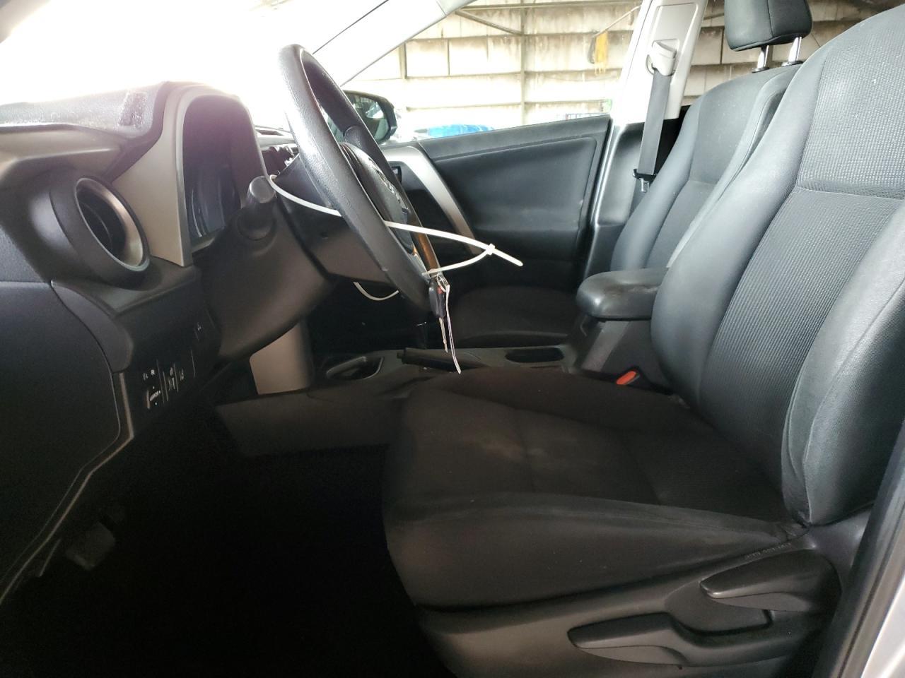 2017 TOYOTA RAV4 LE - Image 7
