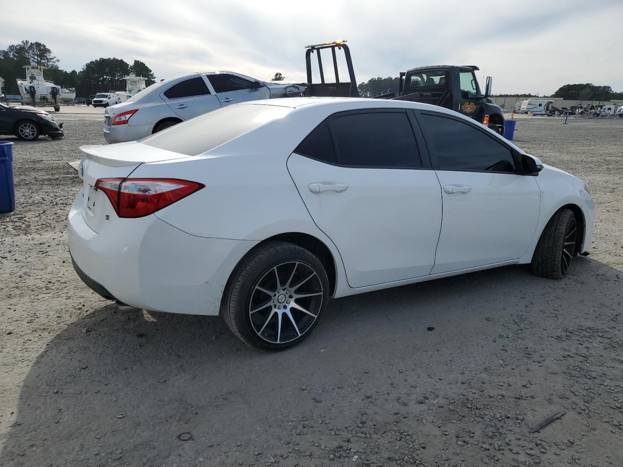2015 TOYOTA COROLLA L - Фото 3