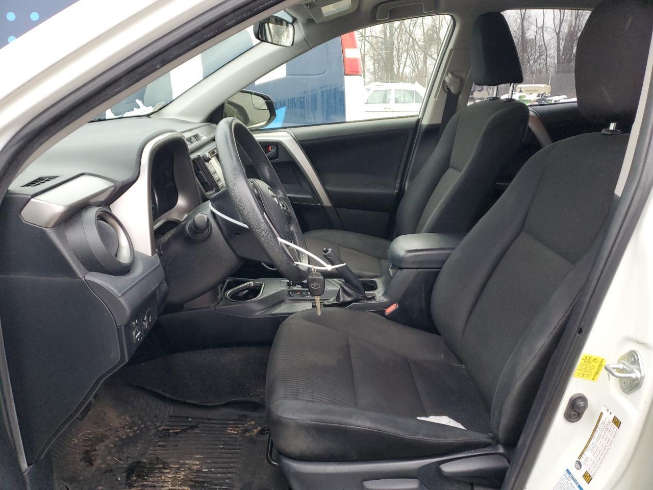 2017 TOYOTA RAV4 LE - Image 7