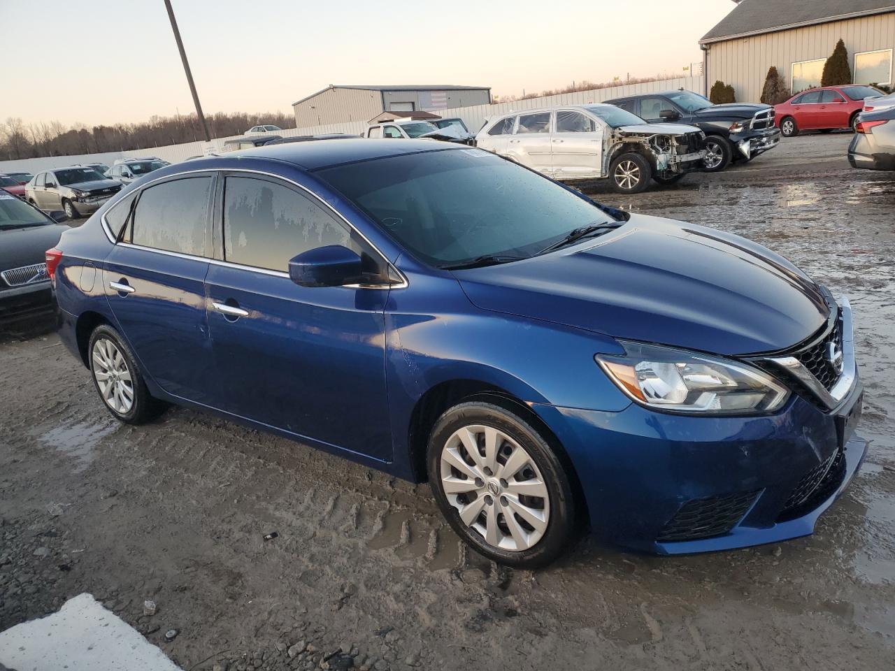2017 NISSAN SENTRA S - Фото 4