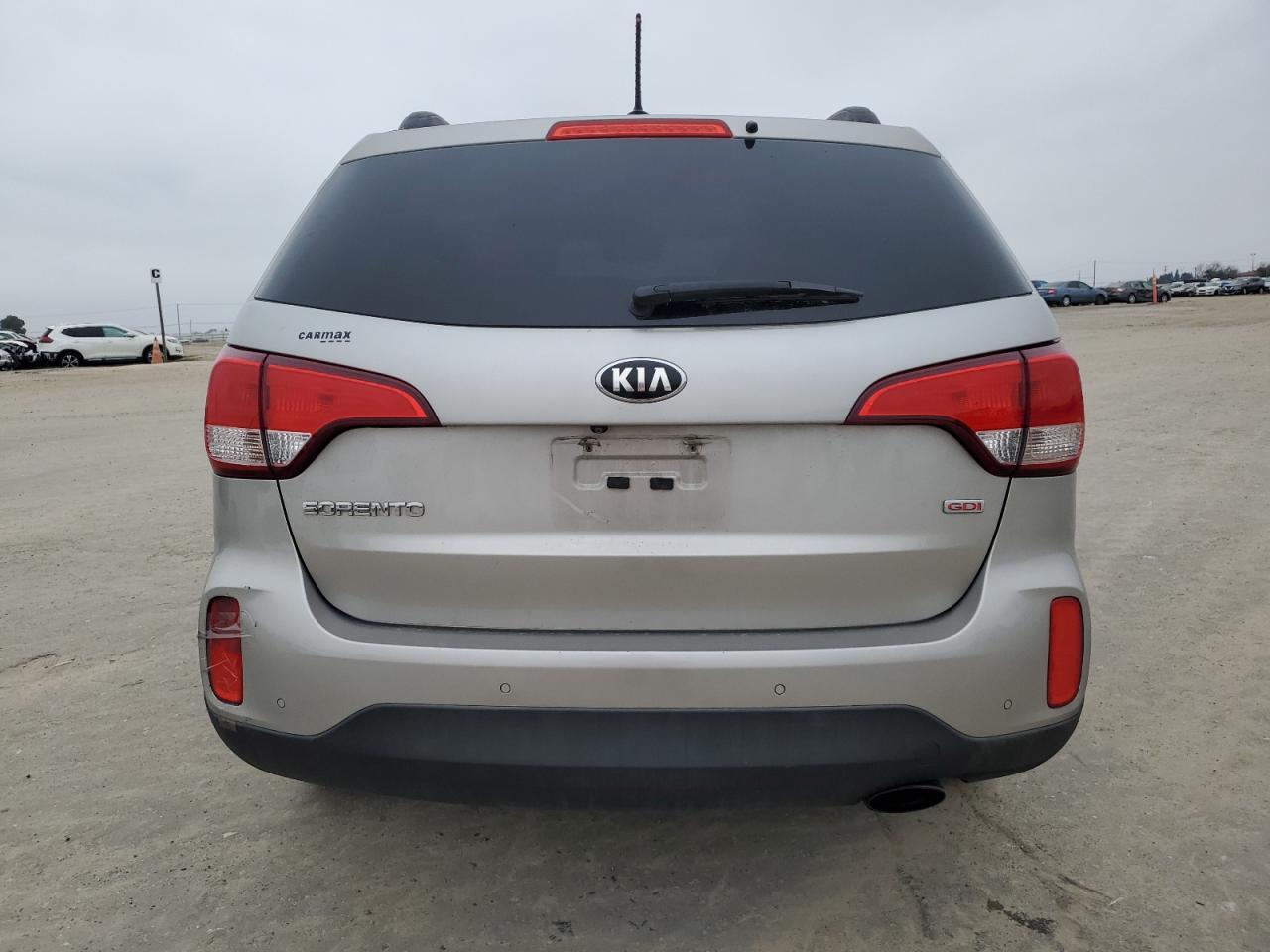 2015 KIA SORENTO LX - Image 6
