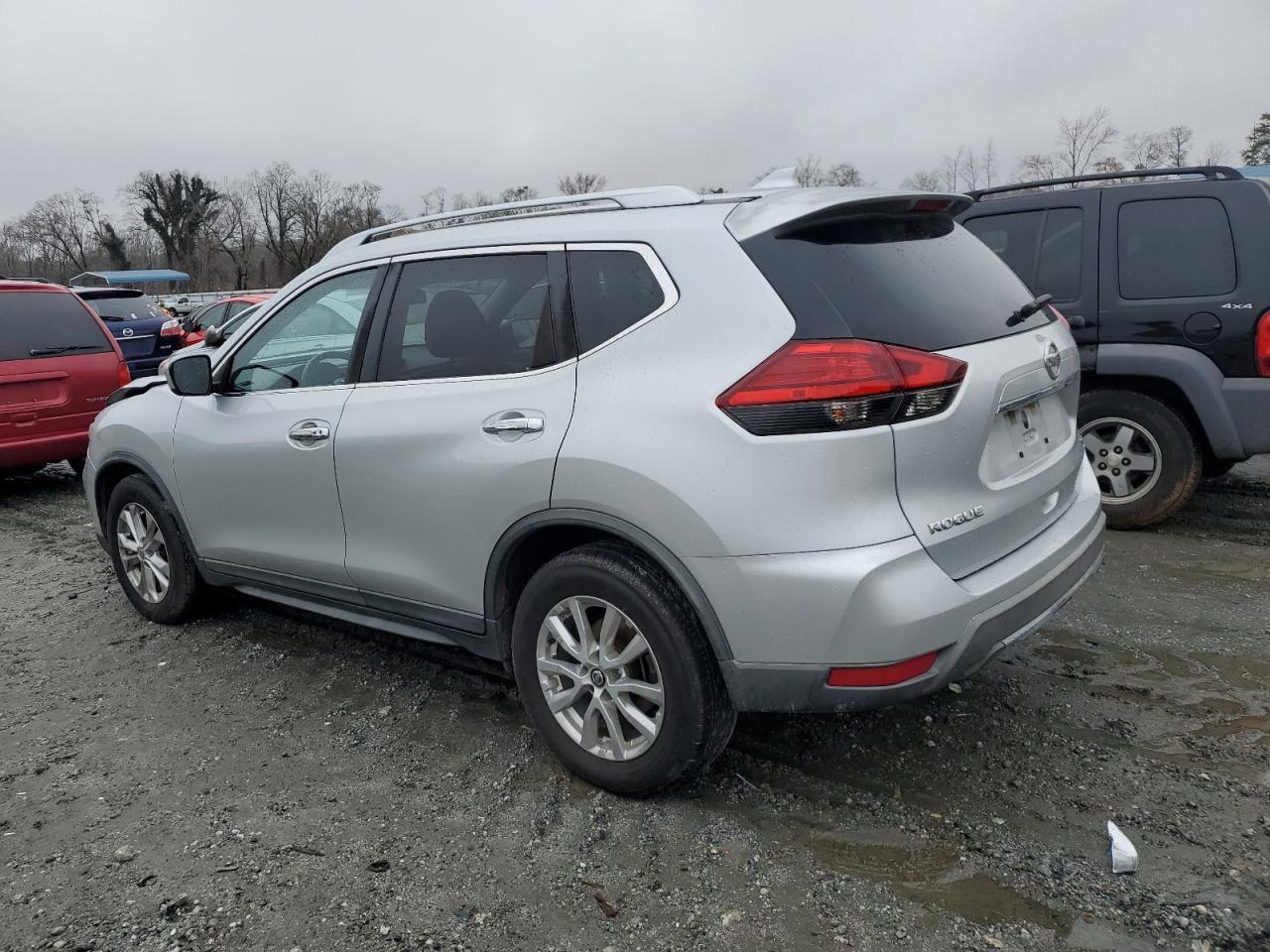 2017 NISSAN ROGUE S - Фото 2