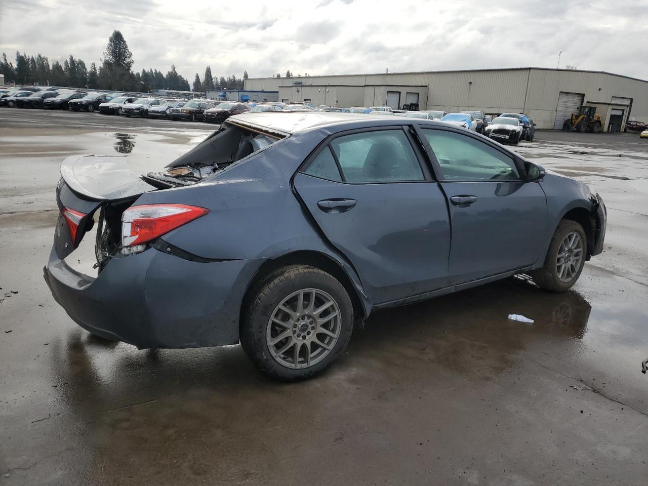 2014 TOYOTA COROLLA L - Image 3