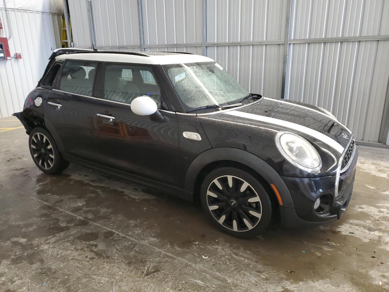 2017 MINI COOPER - Image 4