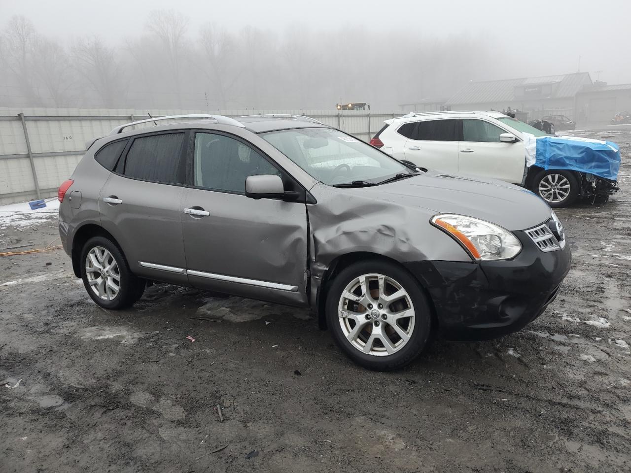 2013 NISSAN ROGUE S - Фото 4