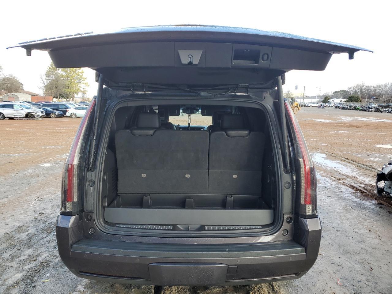 2016 CADILLAC ESCALADE P - Image 6