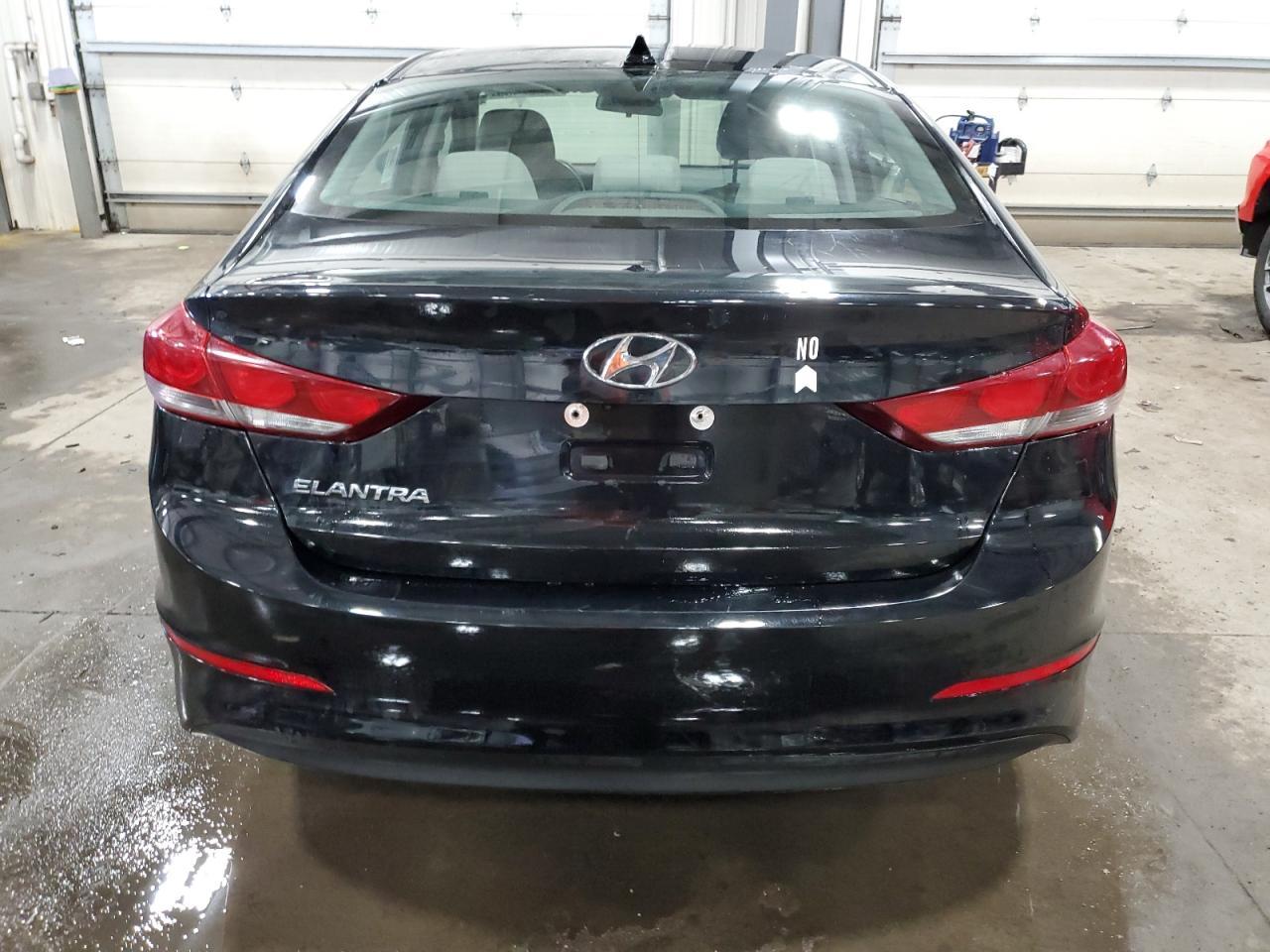 2018 HYUNDAI ELANTRA SE - Image 6