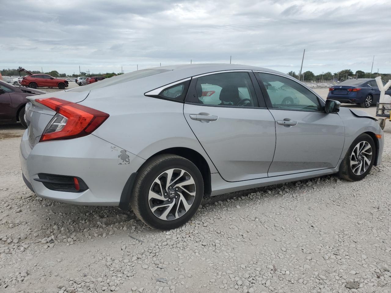 2016 HONDA CIVIC EX - Image 3