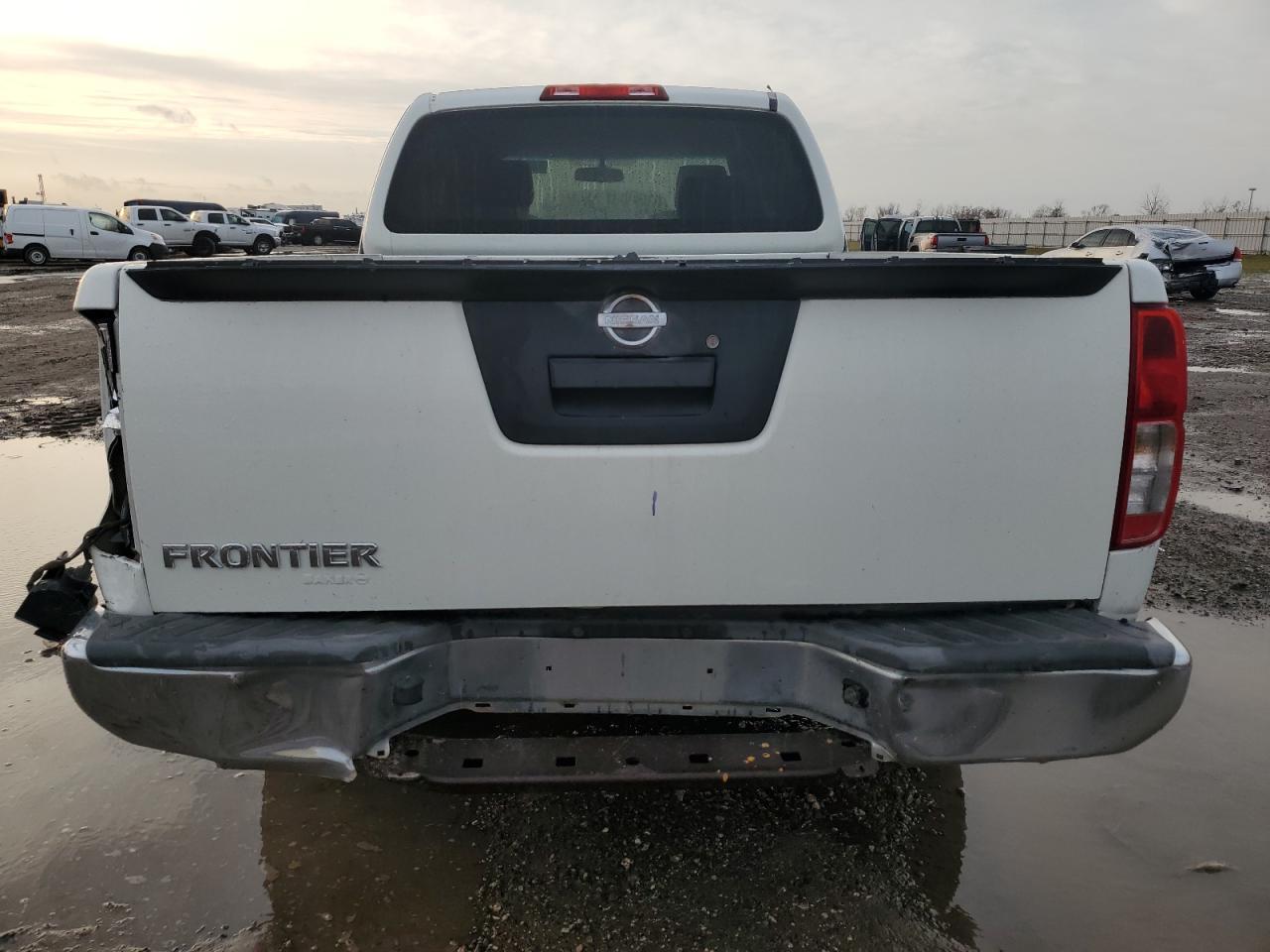 2016 NISSAN FRONTIER S - Фото 6