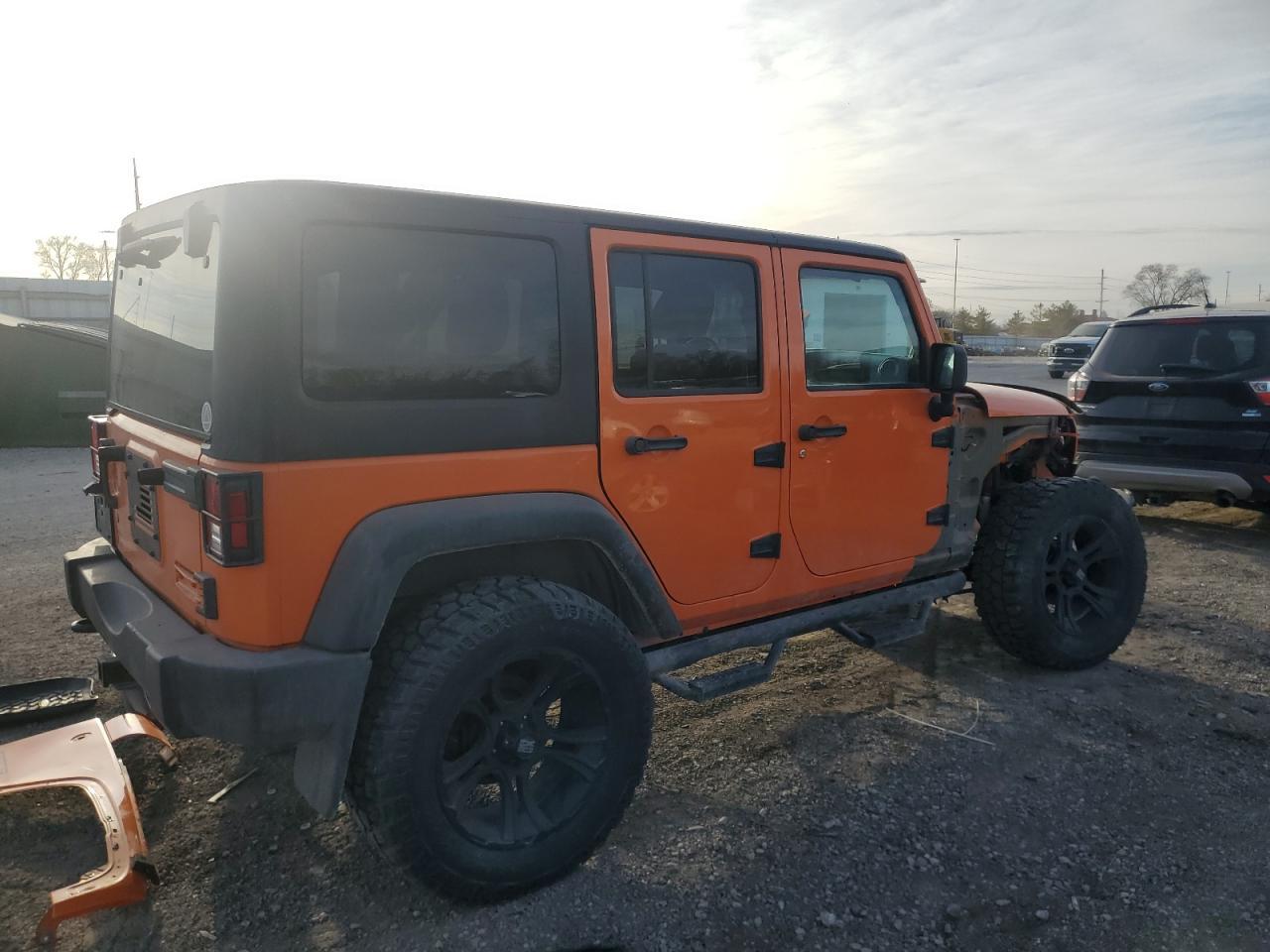 2012 JEEP WRANGLER U - Image 3