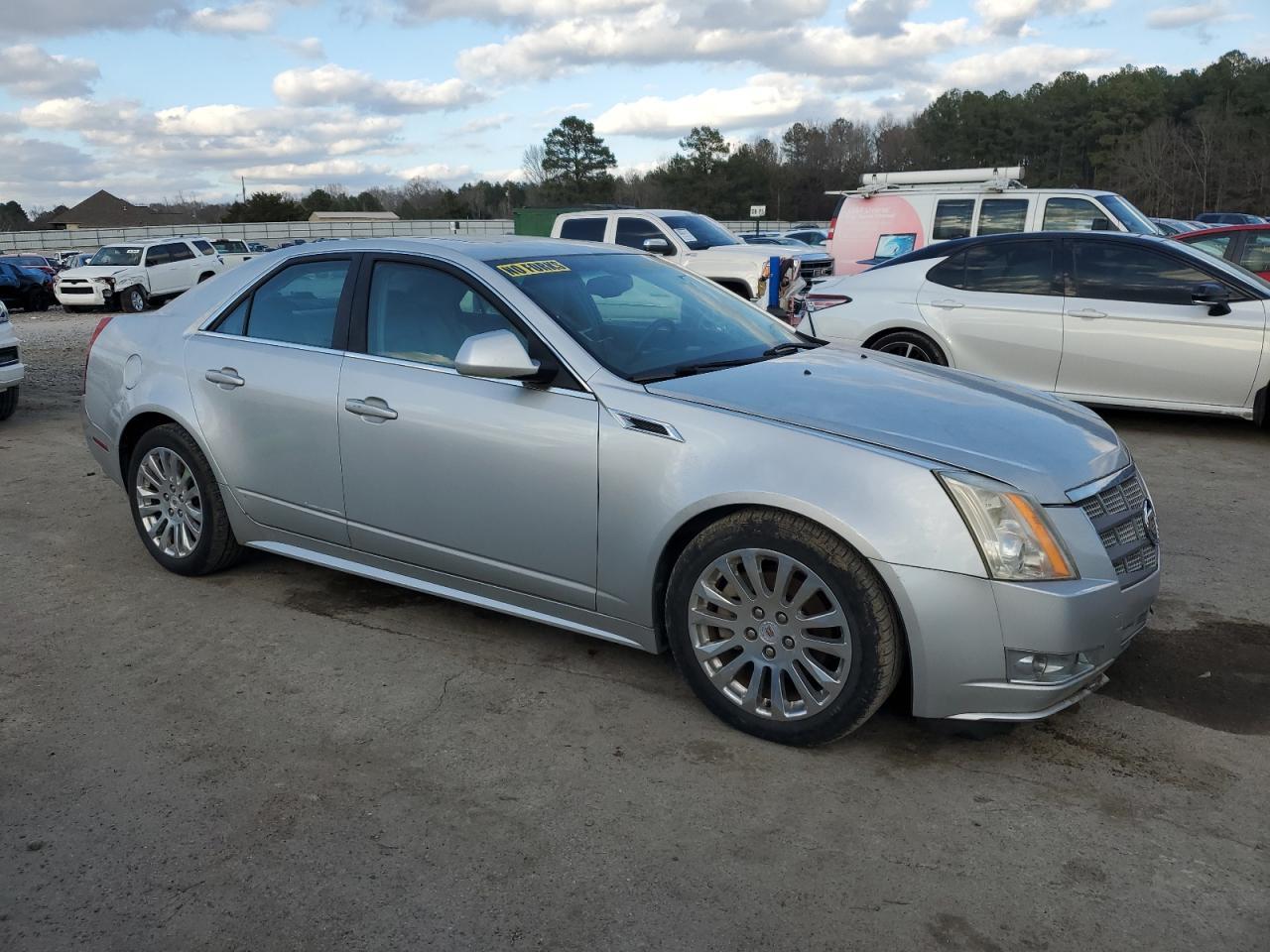 2011 CADILLAC CTS PREMIU - Image 4