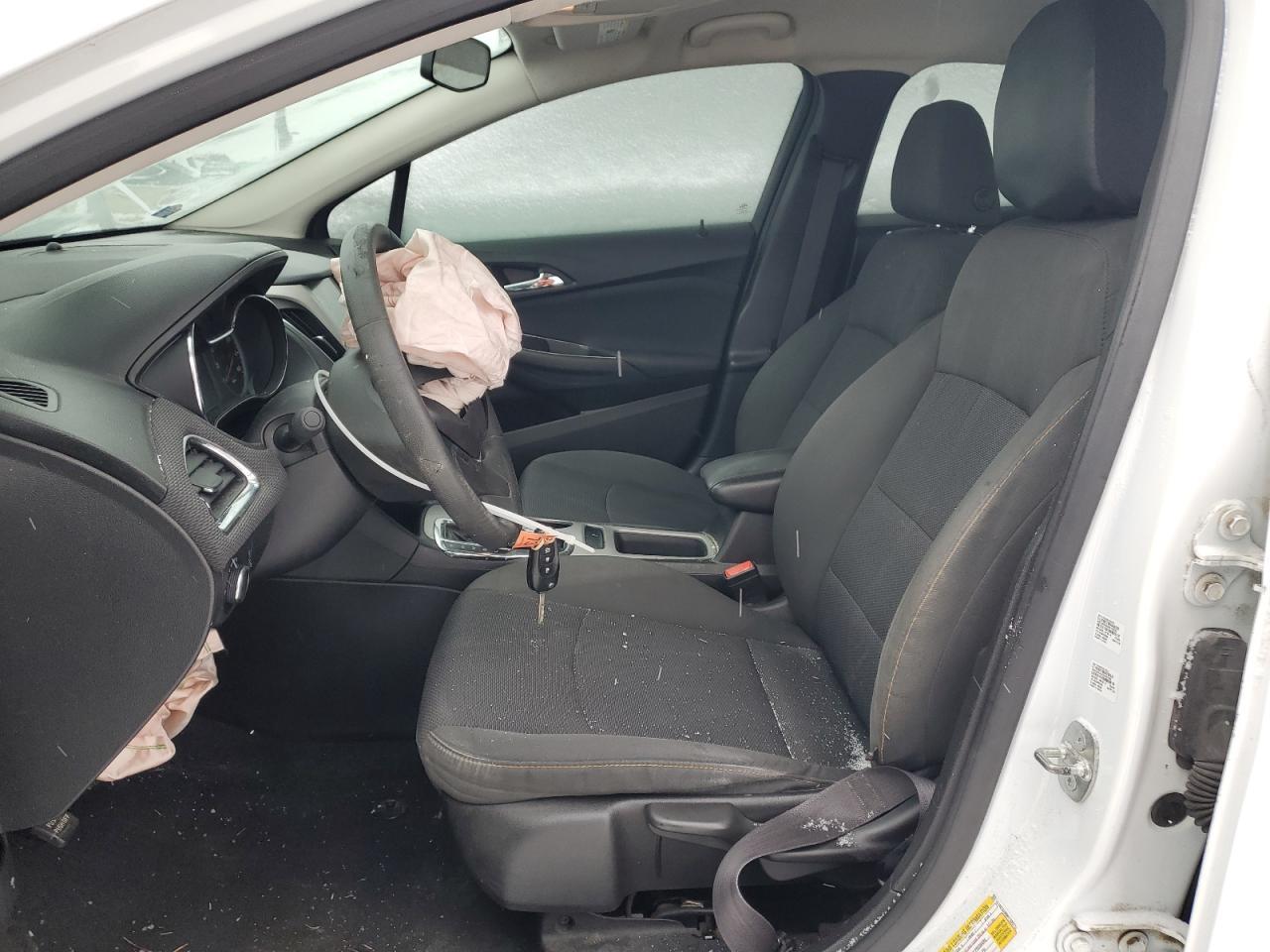 2017 CHEVROLET CRUZE LS - Image 7