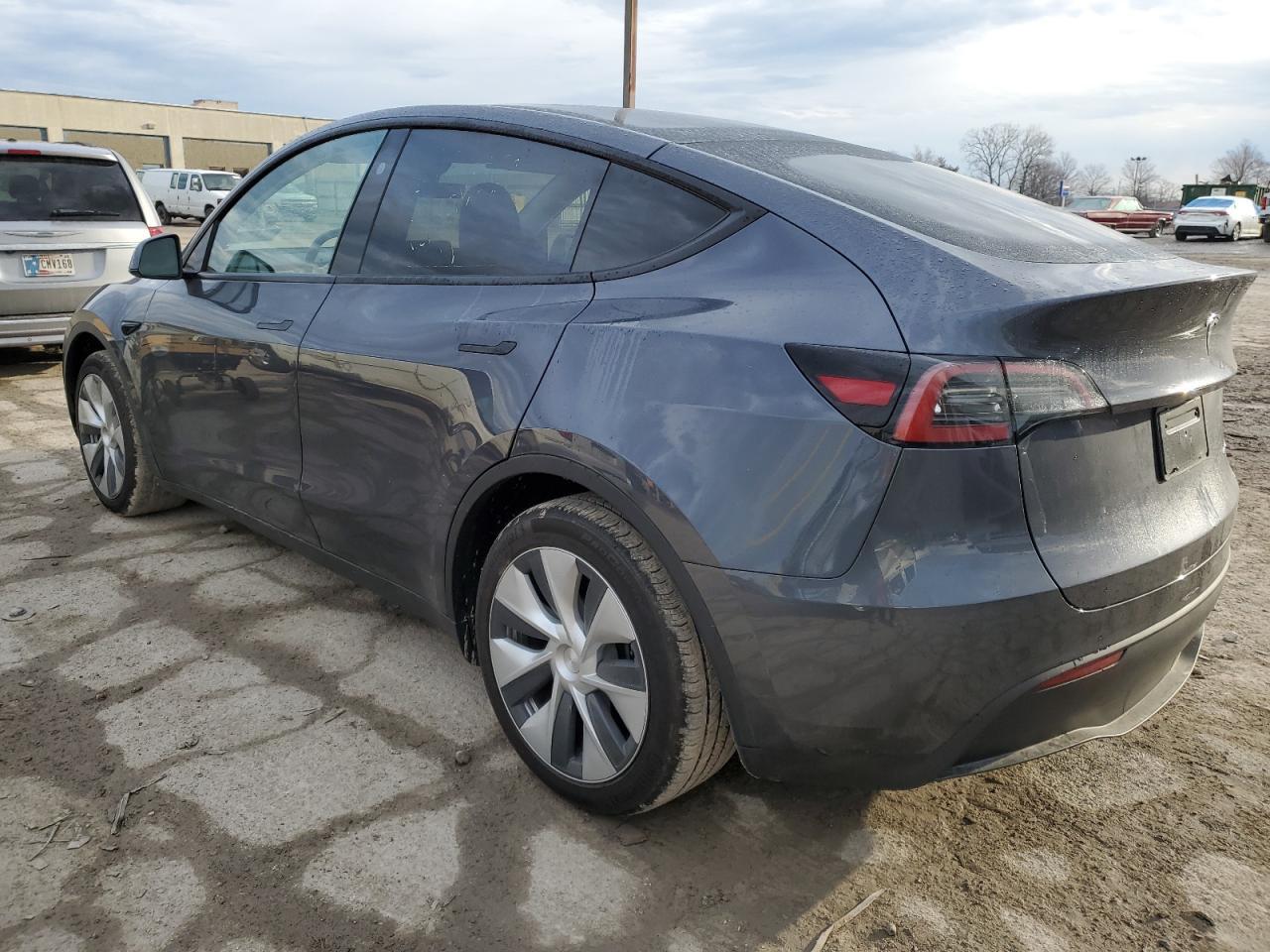 2023 TESLA MODEL Y - Image 2