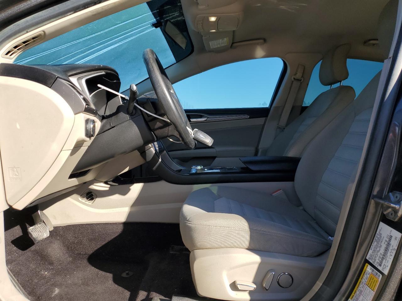 2017 FORD FUSION SE - Фото 7