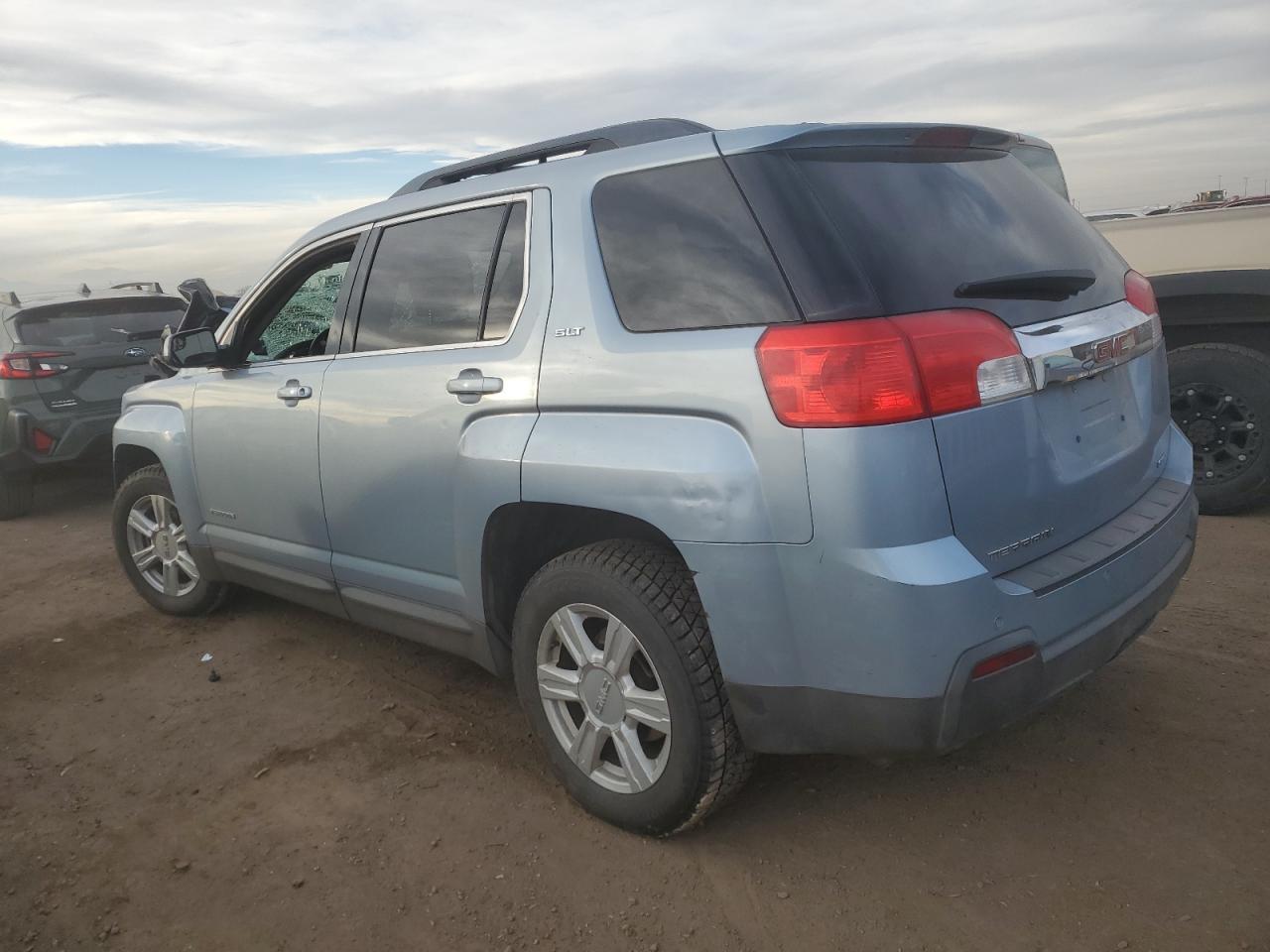 2014 GMC TERRAIN SL - Фото 2