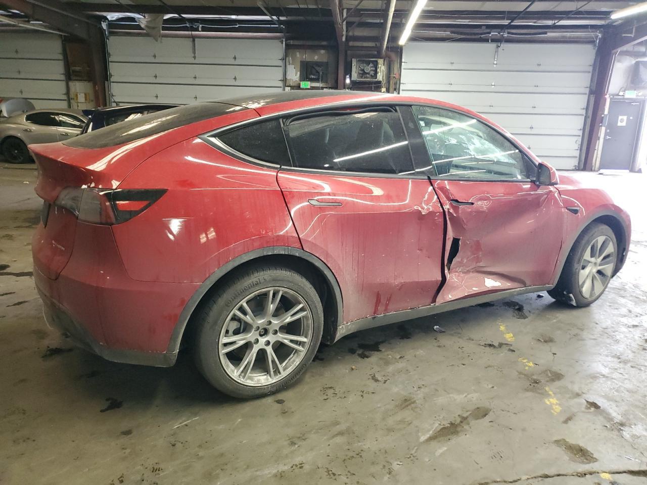 2023 TESLA MODEL Y - Image 3