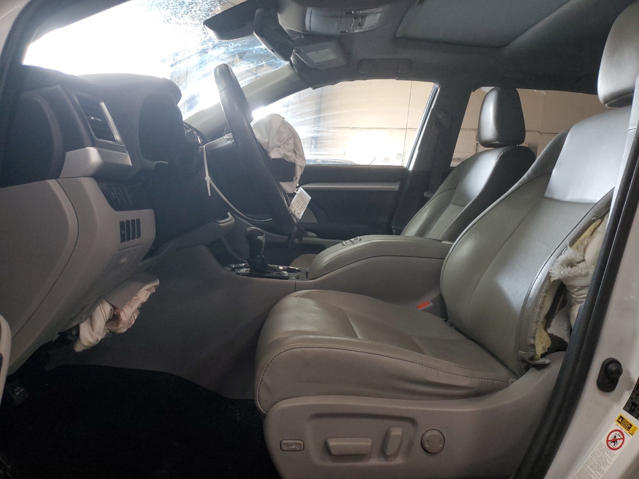 2018 TOYOTA HIGHLANDER - Фото 7