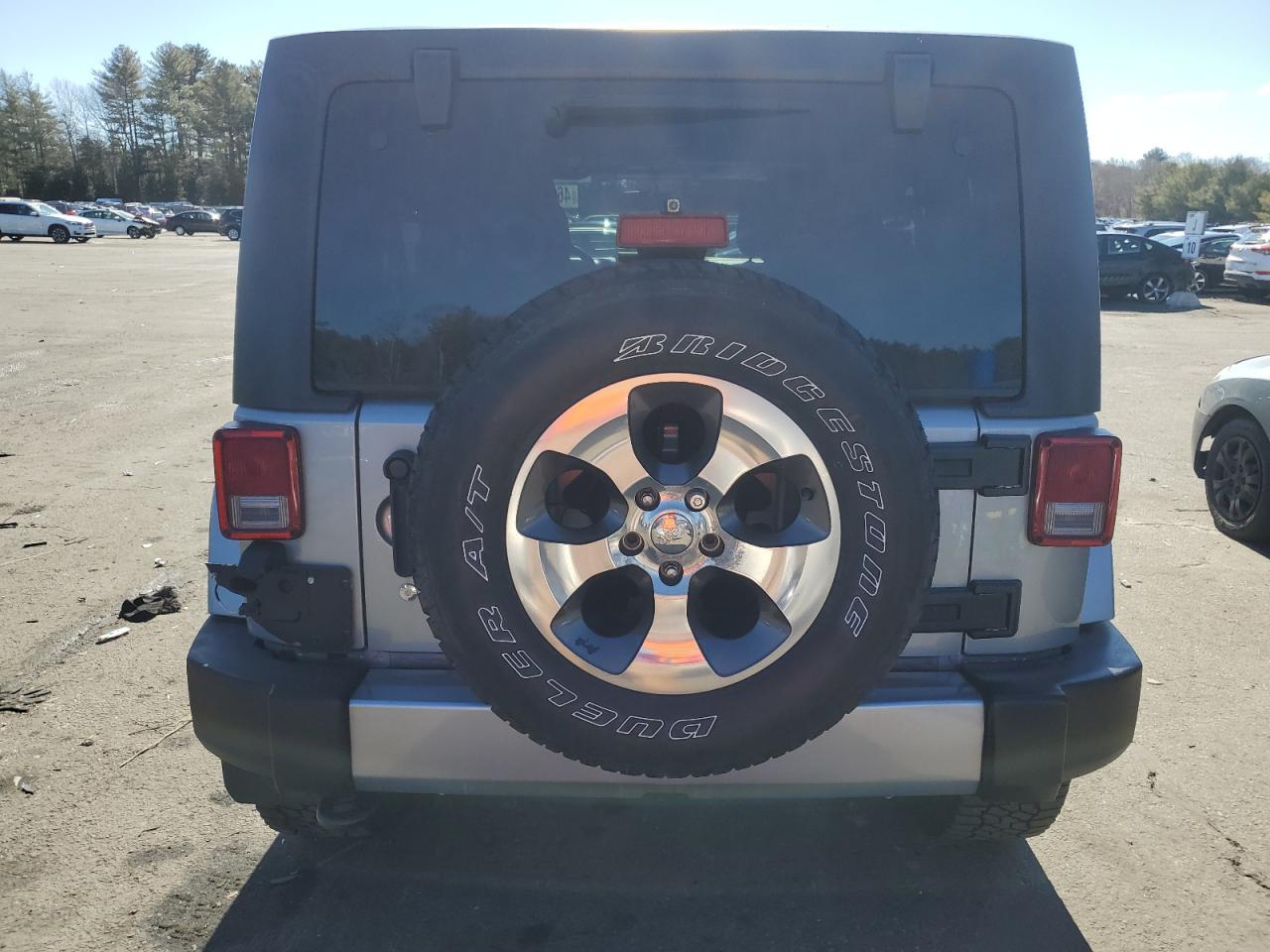 2017 JEEP WRANGLER U - Фото 6