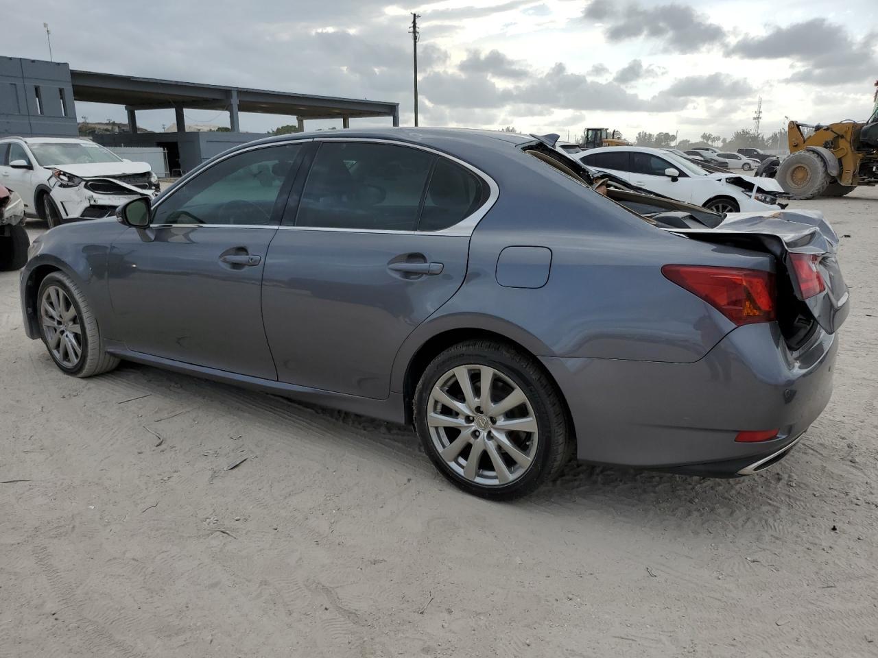 2013 LEXUS GS 350 - Фото 2