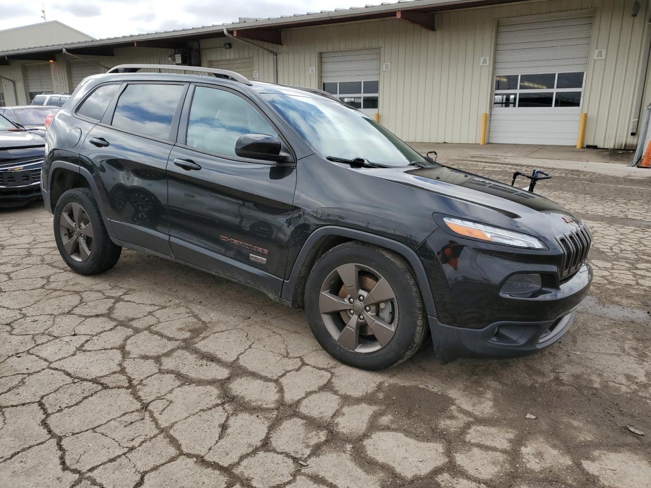 2016 JEEP CHEROKEE L - Image 4