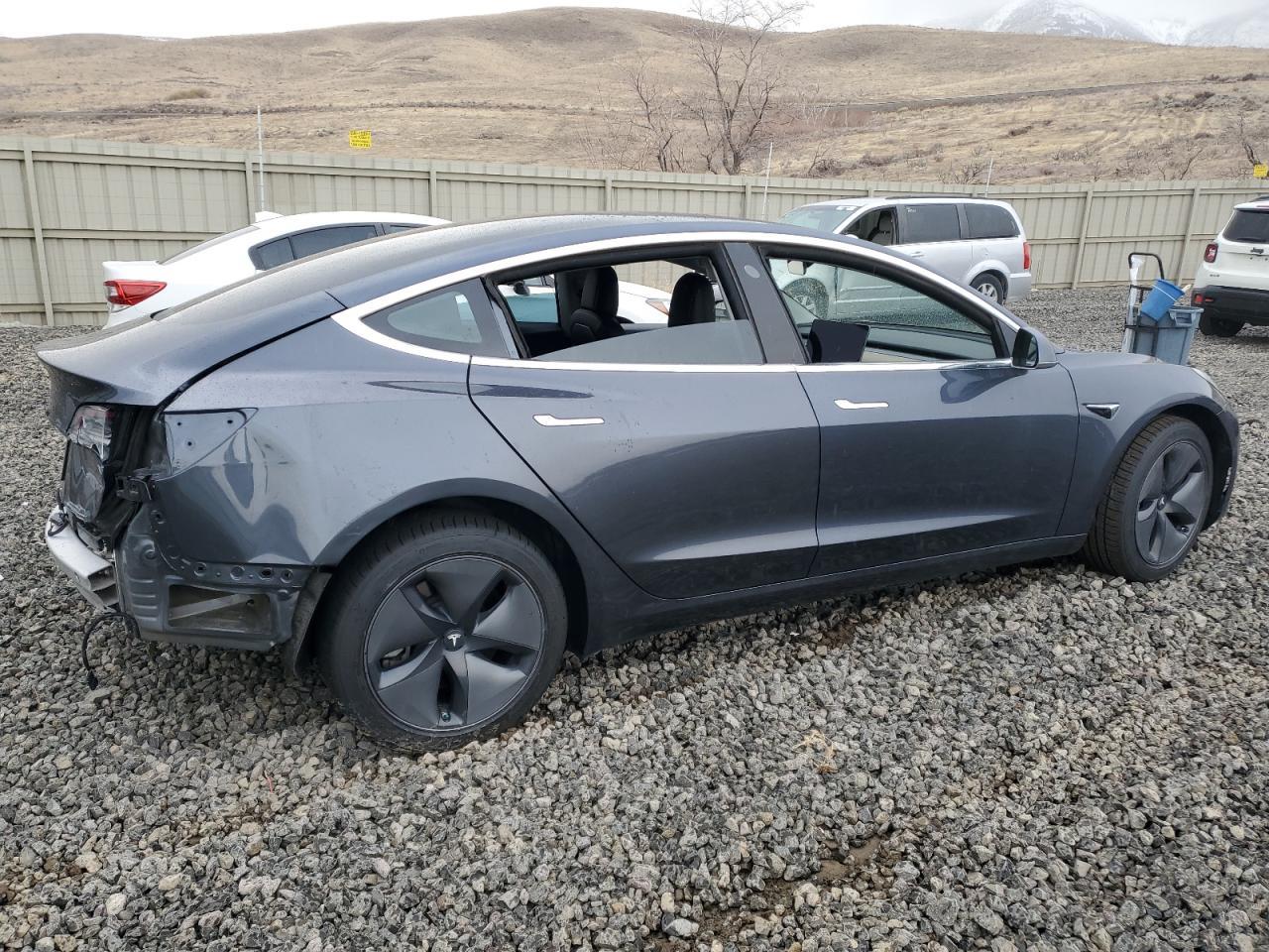 2019 TESLA MODEL 3 - Фото 3