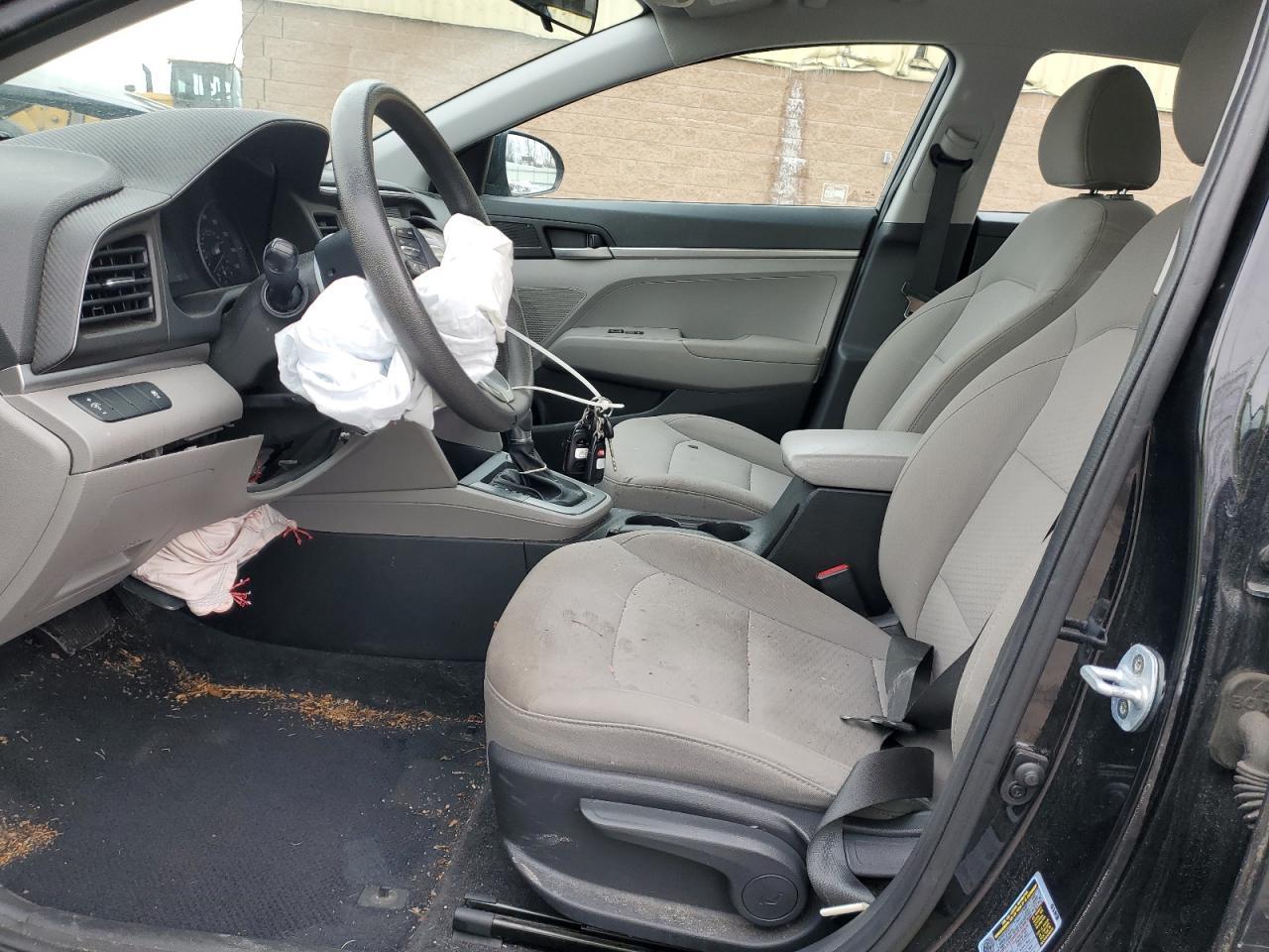 2019 HYUNDAI ELANTRA SE - Фото 7