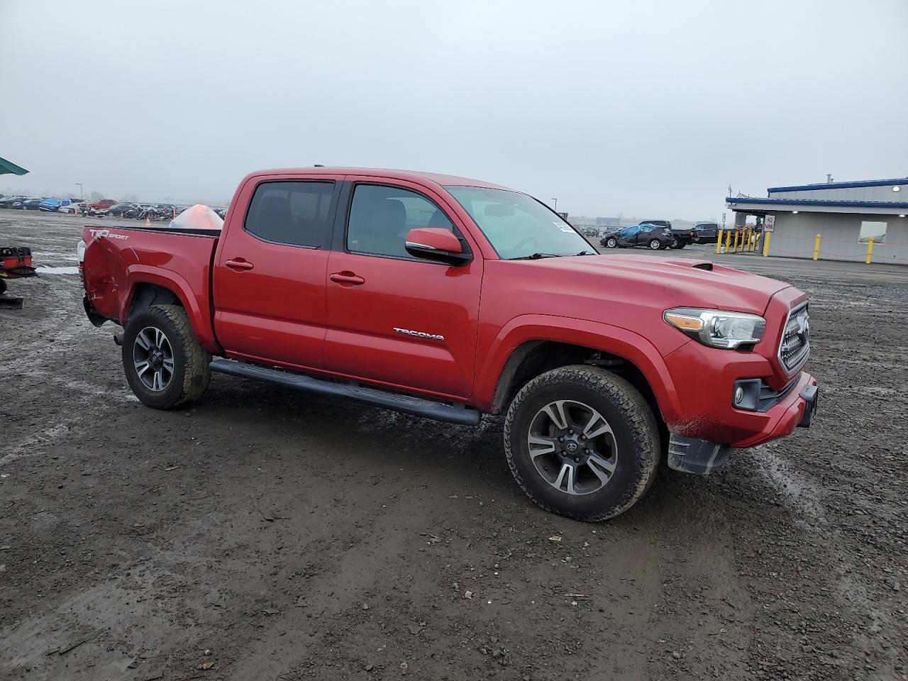 2017 TOYOTA TACOMA DOU - Фото 4