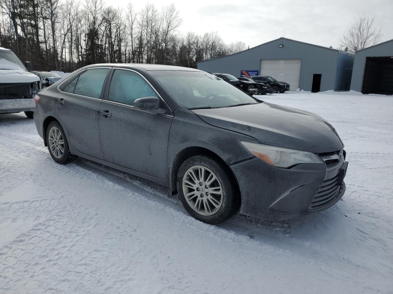 2015 TOYOTA CAMRY LE - Фото 4