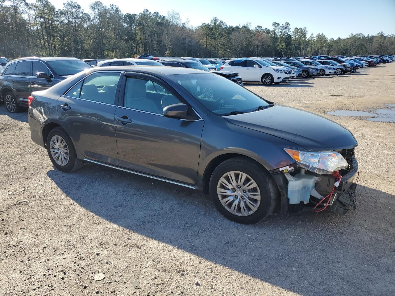 2013 TOYOTA CAMRY L - Фото 4