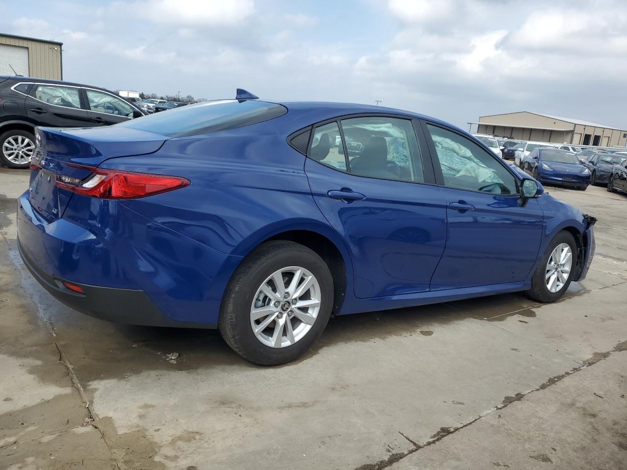 2025 TOYOTA CAMRY XSE - Фото 3