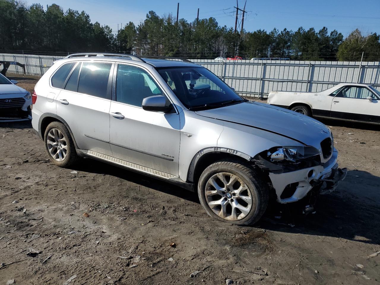 2013 BMW X5 XDRIVE3 - Фото 4