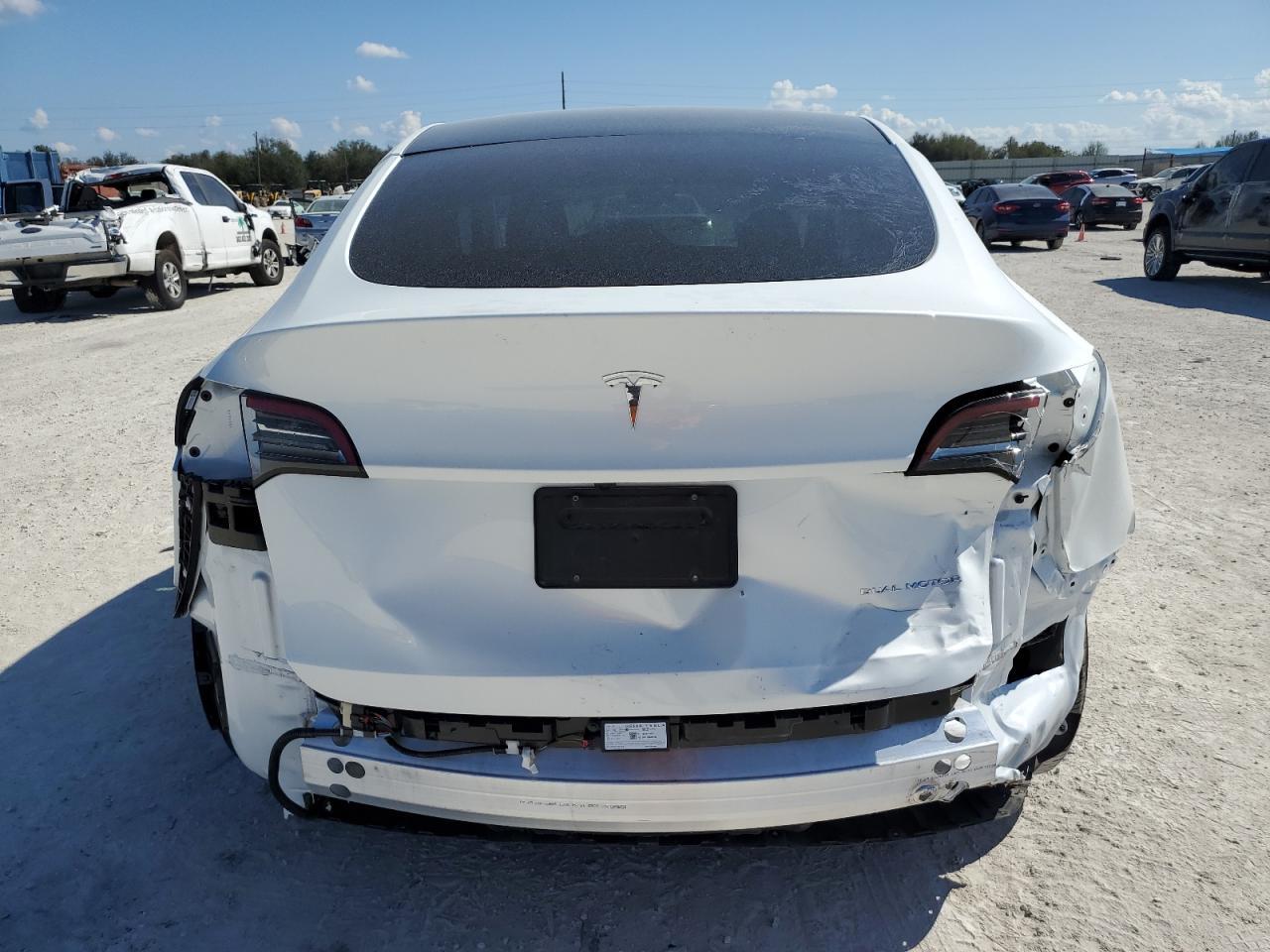 2023 TESLA MODEL Y - Фото 6