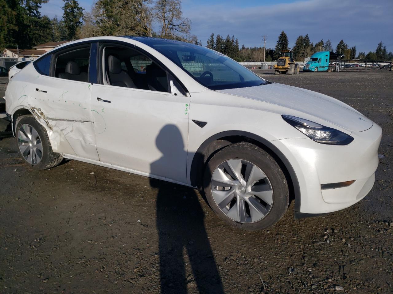 2023 TESLA MODEL Y - Фото 4