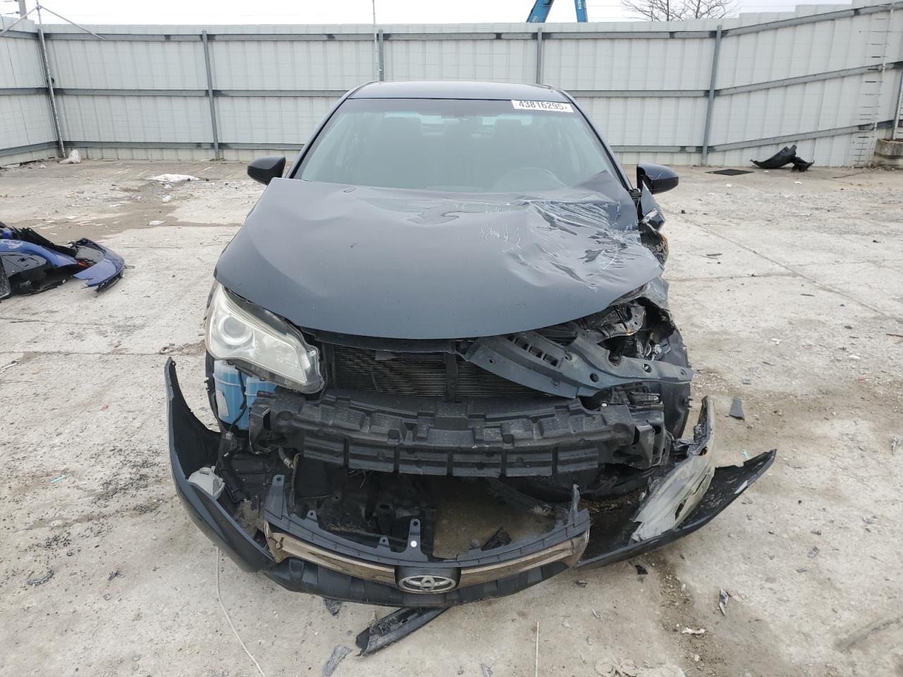 2017 TOYOTA CAMRY LE - Image 5