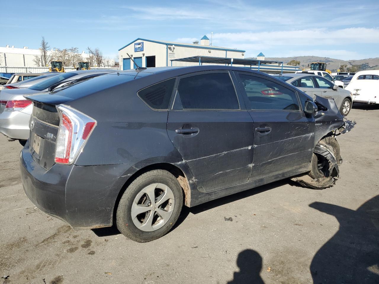 2015 TOYOTA PRIUS - Фото 3