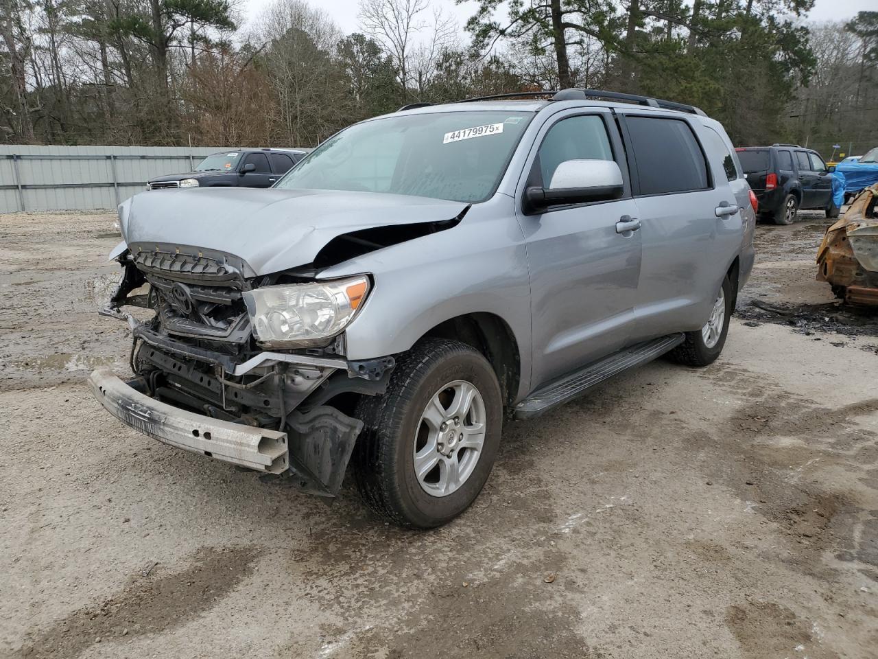 2012 TOYOTA SEQUOIA SR
