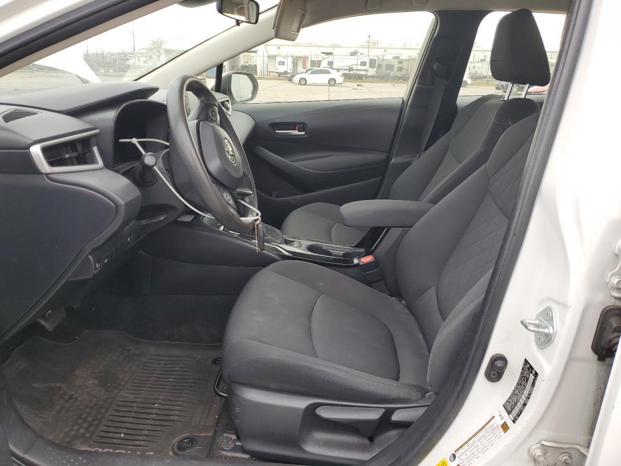 2021 TOYOTA COROLLA LE - Фото 7