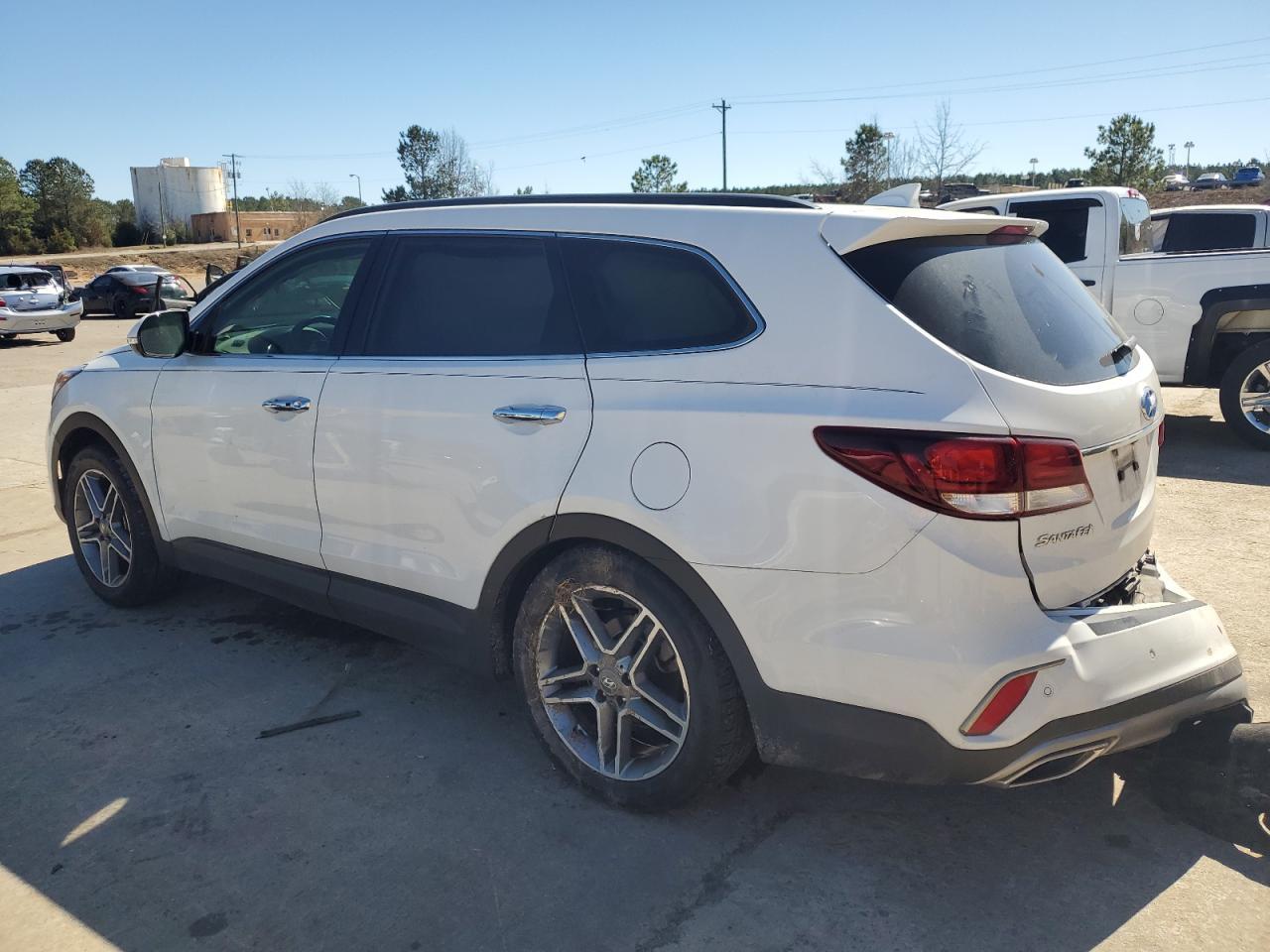 2017 HYUNDAI SANTA FE S - Image 2