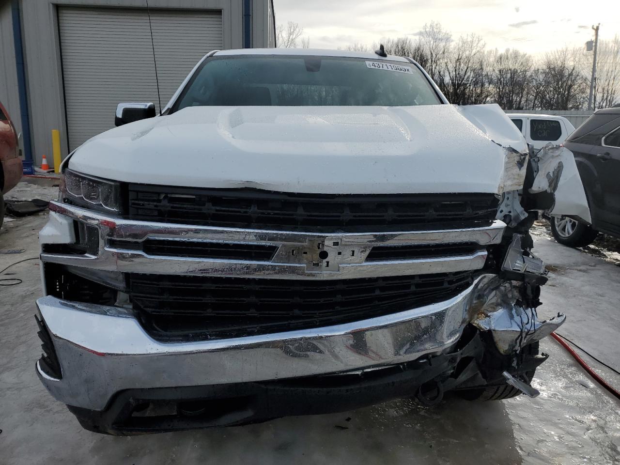 2021 CHEVROLET SILVERADO - Фото 5