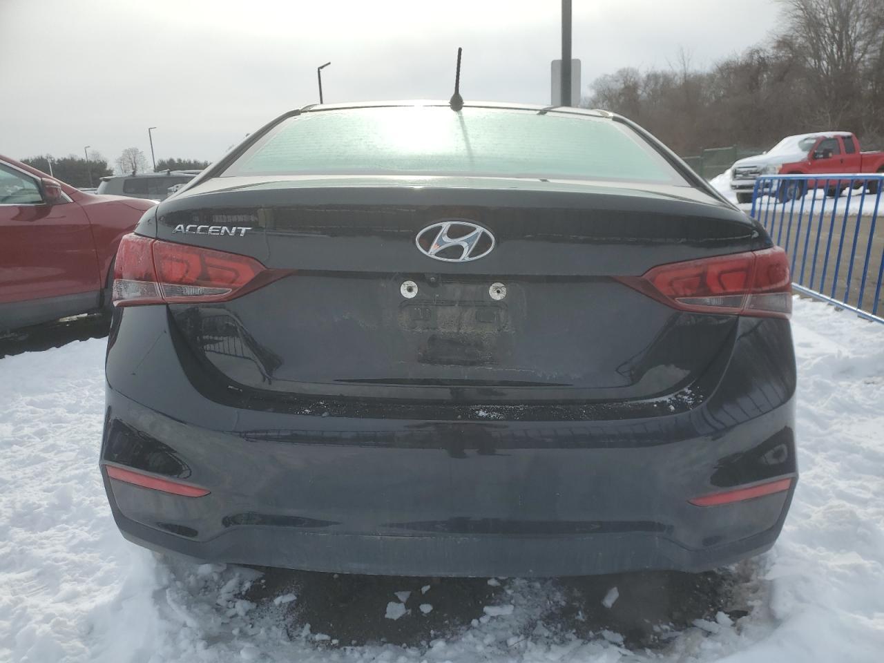 2019 HYUNDAI ACCENT SE - Image 6