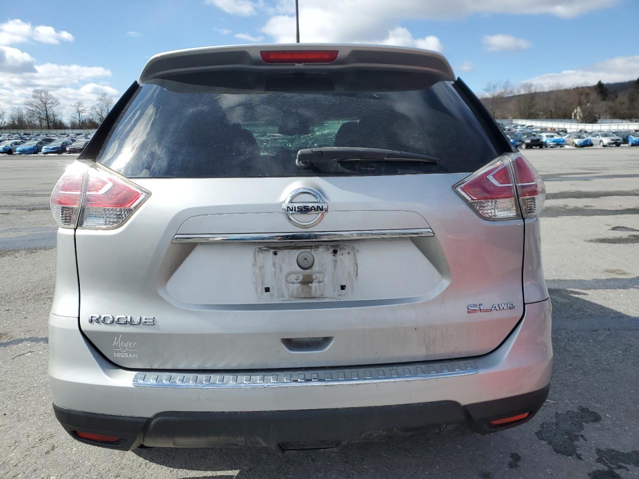 2016 NISSAN ROGUE S - Image 6