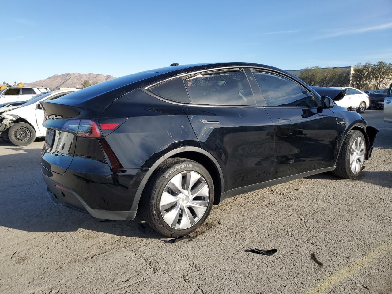 2023 TESLA MODEL Y - Фото 3