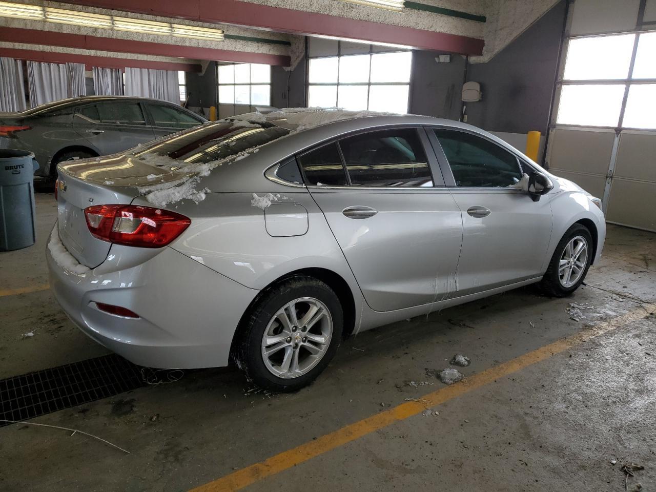 2017 CHEVROLET CRUZE LT - Фото 3