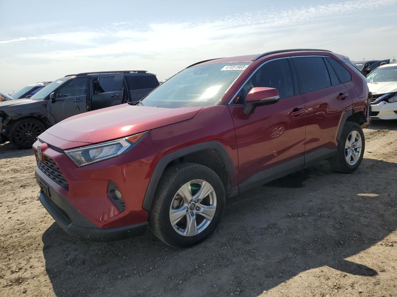 2020 TOYOTA RAV4 XLE