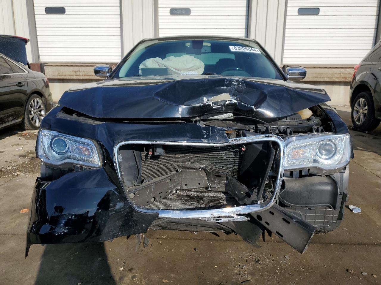 2018 CHRYSLER 300 LIMITE - Image 5